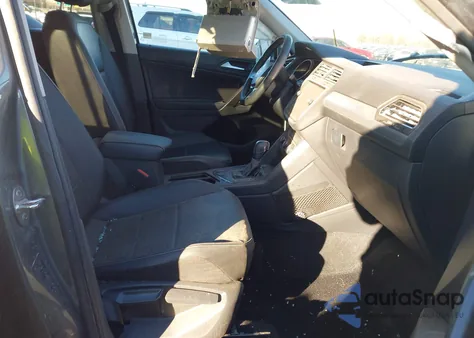 2021 Volkswagen Tiguan 2.0T Se/2.0T Se R-Line Black/2.0T Sel from USA, damaged, VIN 3VV3B7AX5MM090214